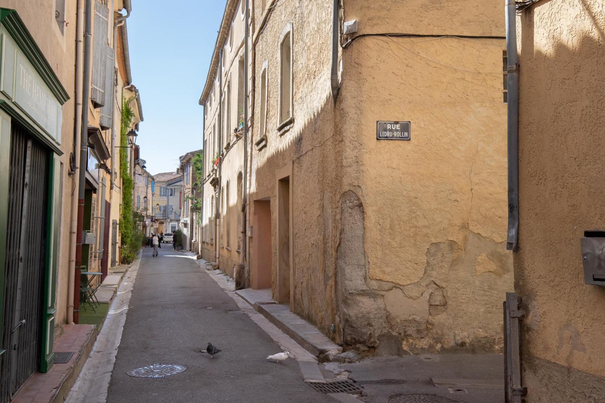 L'Antiquaire - 3 Chambres - Hypercentre - Wifi LʼIsle-sur-la-Sorgue Exterior foto